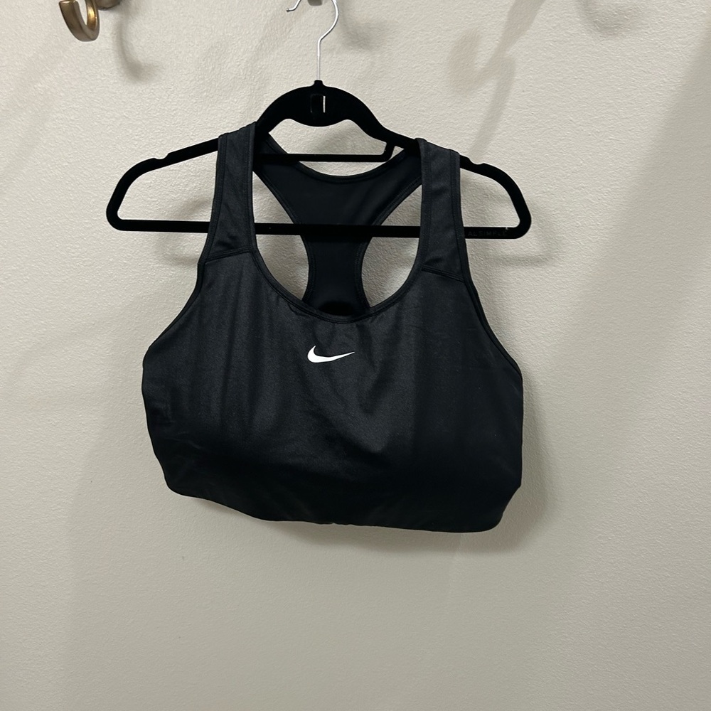 Nike Women’s Silver/Black Sports Bra